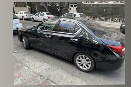 مزایده خودرو دنا، پلاس EF7 اتوماتیک توربو آپشنال