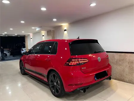 مزایده خودرو فولکس، گلف GTI