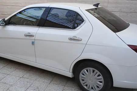 مزایده خودرو دنا، پلاس EF7 5 دنده ساده