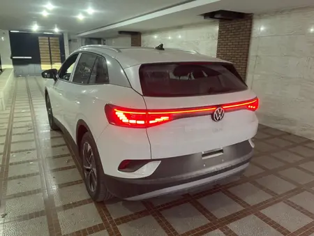مزایده خودرو فولکس، ID.4 Crozz پیور