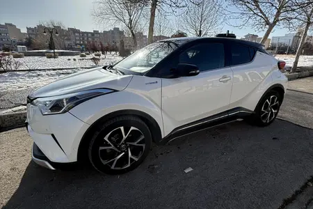 مزایده خودرو تویوتا، C-HR هیبرید 1.8 لیتر