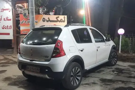 مزایده خودرو رنو، ساندرو استپ وی دنده ای