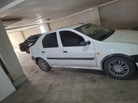 مزایده خودرو رنو، تندر 90 E2