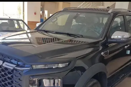 مزایده خودرو کی ام سی، T9 2 لیتر توربو