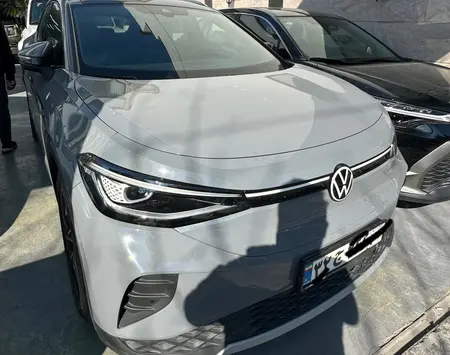 مزایده خودرو فولکس، ID.4 Crozz پیور