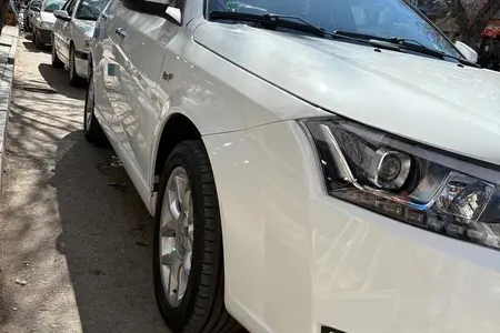 مزایده خودرو دنا، پلاس EF7 اتوماتیک توربو آپشنال