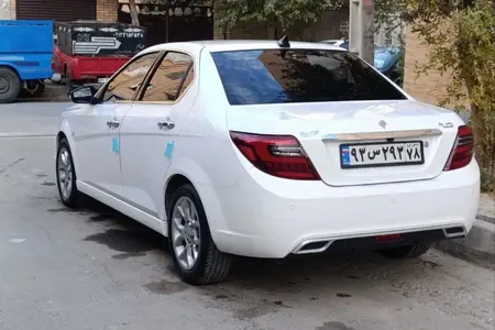 مزایده خودرو دنا، پلاس EF7 اتوماتیک توربو ساده