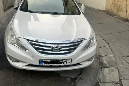 مزایده خودرو هیوندای، سوناتا 2.4 لیتر اتوماتیک