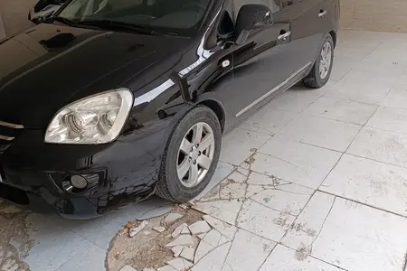 مزایده خودرو کیا، کارنز اتوماتیک