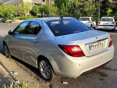 مزایده خودرو دنا، پلاس EF7 اتوماتیک توربو ساده