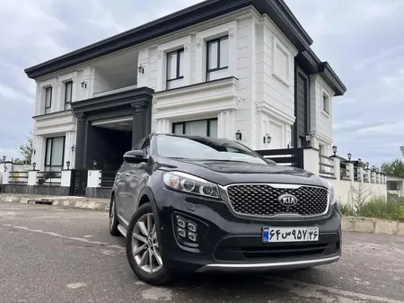 مزایده خودرو کیا، سورنتو 4 سیلندر GT لاین
