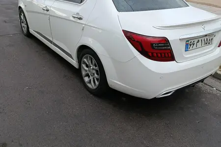 مزایده خودرو دنا، پلاس EF7 اتوماتیک توربو ساده