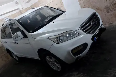 مزایده خودرو لیفان، X60 دنده ای