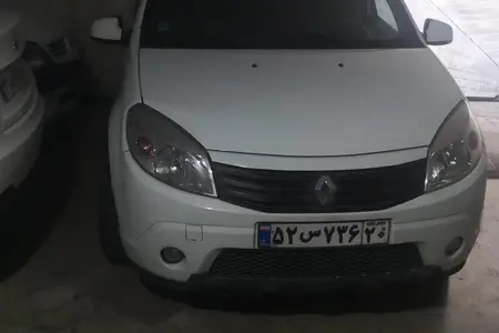 مزایده خودرو رنو، ساندرو دنده ای