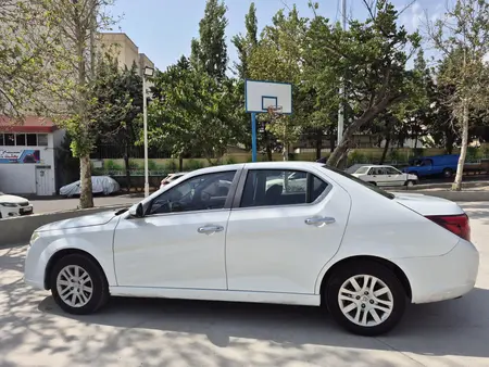 مزایده خودرو دنا، پلاس EF7 5 دنده ساده
