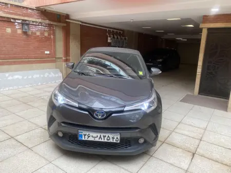مزایده خودرو تویوتا، C-HR هیبرید 1.8 لیتر