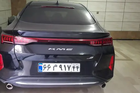 مزایده خودرو کی ام سی، J7 اتوماتیک