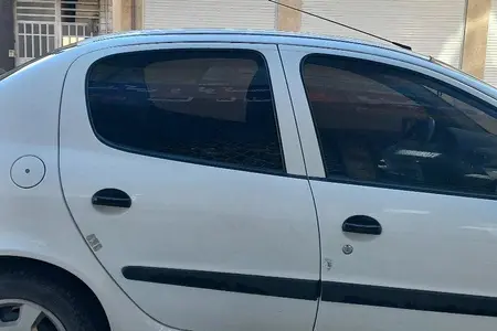 مزایده خودرو رانا، LX دنده ای
