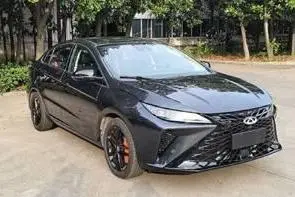 مزایده خودرو فونیکس، آریزو 6 جی تی (Z6 GT) اکسلنت