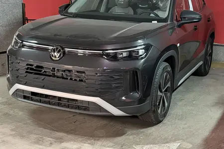 مزایده خودرو فولکس، تایرون L 1.5 لیتر توربو