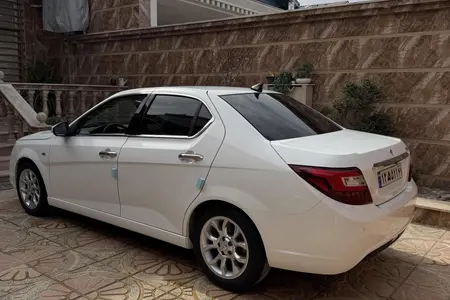 مزایده خودرو دنا، پلاس EF7 اتوماتیک توربو آپشنال