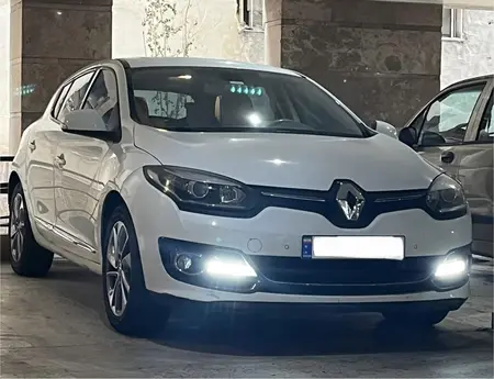 مزایده خودرو رنو، اسکالا 2.0 لیتر E4
