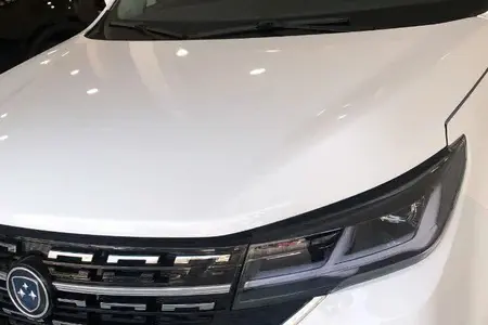 مزایده خودرو فردا، T5 اتوماتیک
