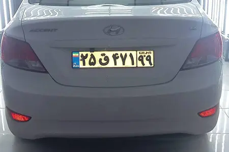 مزایده خودرو هیوندای، اکسنت 1.6 لیتر ساده