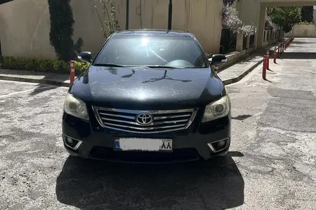 مزایده خودرو تویوتا، اریون گرند
