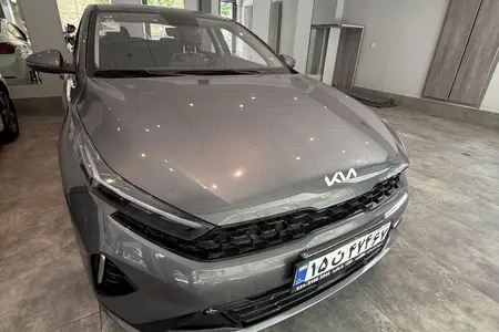 مزایده خودرو کیا، K3 1.5 لیتر