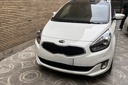 مزایده خودرو کیا، کارنز اتوماتیک