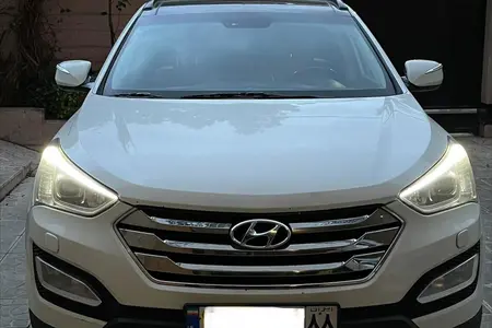 مزایده خودرو هیوندای، سانتافه 4 سیلندر دو دیفرانسیل