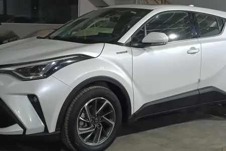 مزایده خودرو تویوتا، C-HR هیبرید 2.0 لیتر