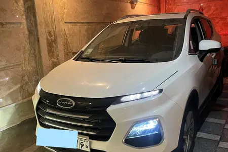 مزایده خودرو کی ام سی، SR3 1.6 لیتر