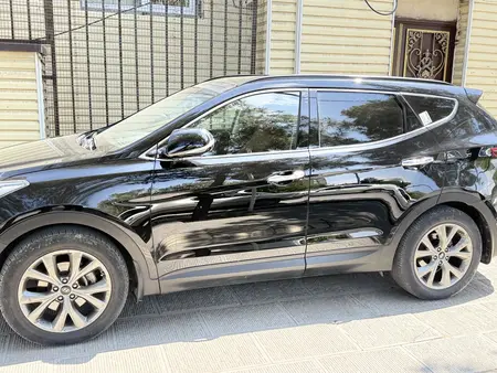 مزایده خودرو هیوندای، سانتافه 4 سیلندر دو دیفرانسیل