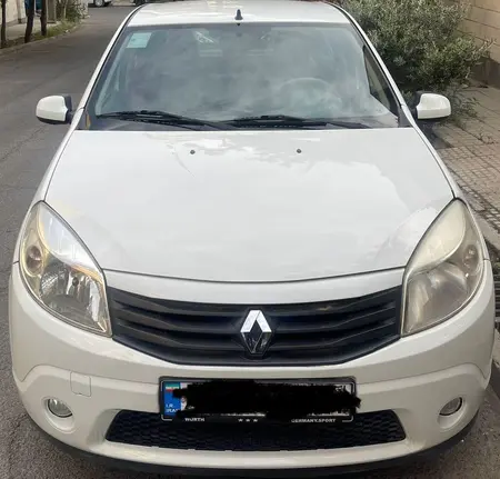 مزایده خودرو رنو، ساندرو اتوماتیک