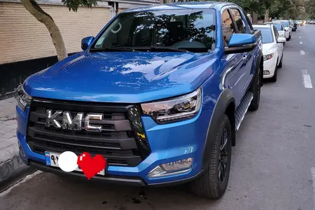 مزایده خودرو کی ام سی، T8 دنده ای