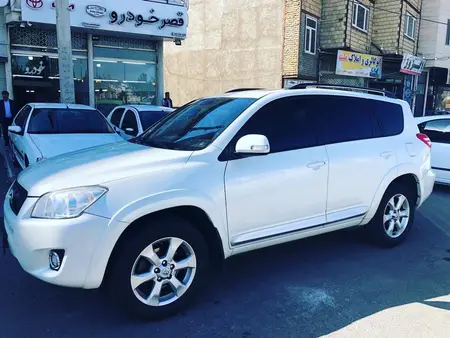 مزایده خودرو تویوتا، راوفور 2.5 لیتر دو دیفرانسیل