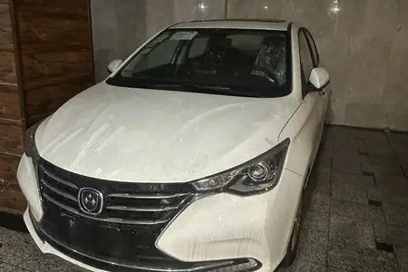 مزایده خودرو فردا، 511 اتوماتیک