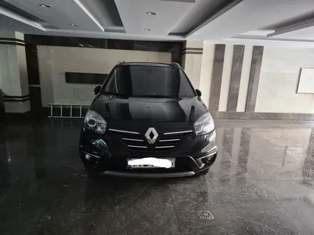 مزایده خودرو رنو، کولیوس اتوماتیک