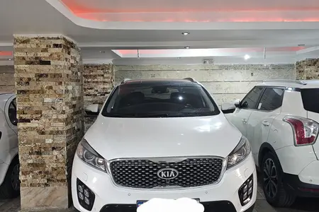 مزایده خودرو کیا، سورنتو 4 سیلندر GT لاین