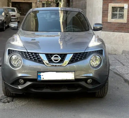 مزایده خودرو نیسان، جوک اسکای پک