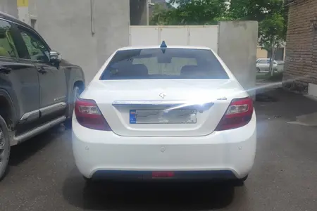 مزایده خودرو دنا، پلاس EF7 اتوماتیک توربو ساده