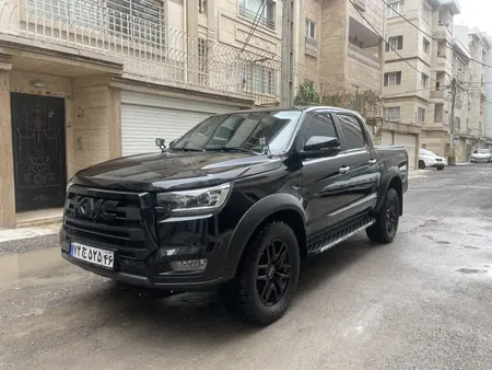 مزایده خودرو کی ام سی، T8 دنده ای
