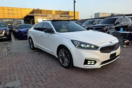 مزایده خودرو کیا، کادنزا اتوماتیک