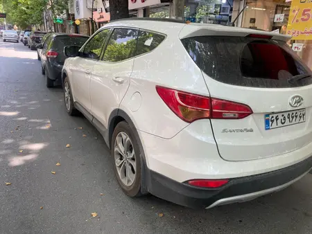مزایده خودرو هیوندای، سانتافه 4 سیلندر تک دیفرانسیل