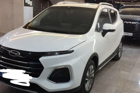مزایده خودرو کی ام سی، SR3 1.6 لیتر