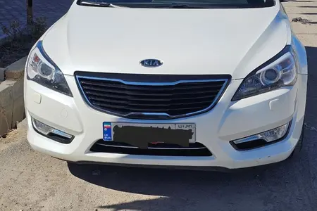 مزایده خودرو کیا، کادنزا اتوماتیک
