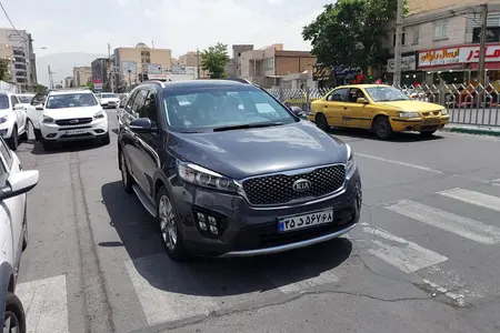 مزایده خودرو کیا، سورنتو 4 سیلندر ساده