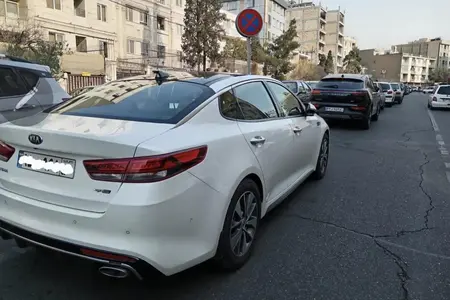 مزایده خودرو کیا، اپتیما 4 سیلندر GT لاین